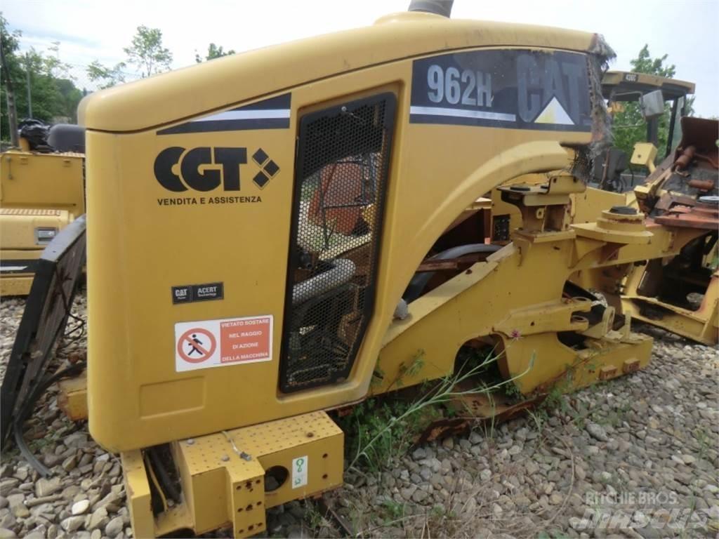 CAT 962H Sasiuri si suspensii