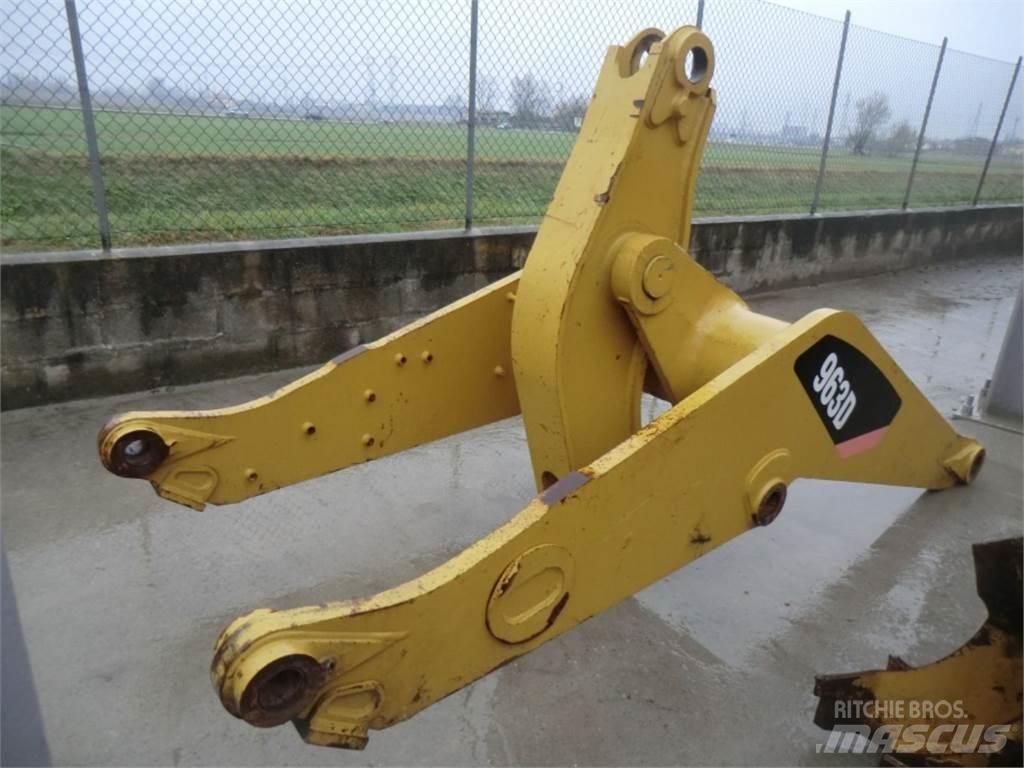 CAT 963D Sasiuri si suspensii