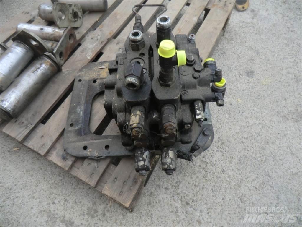 CAT 963D Utilaje construcții - Altele