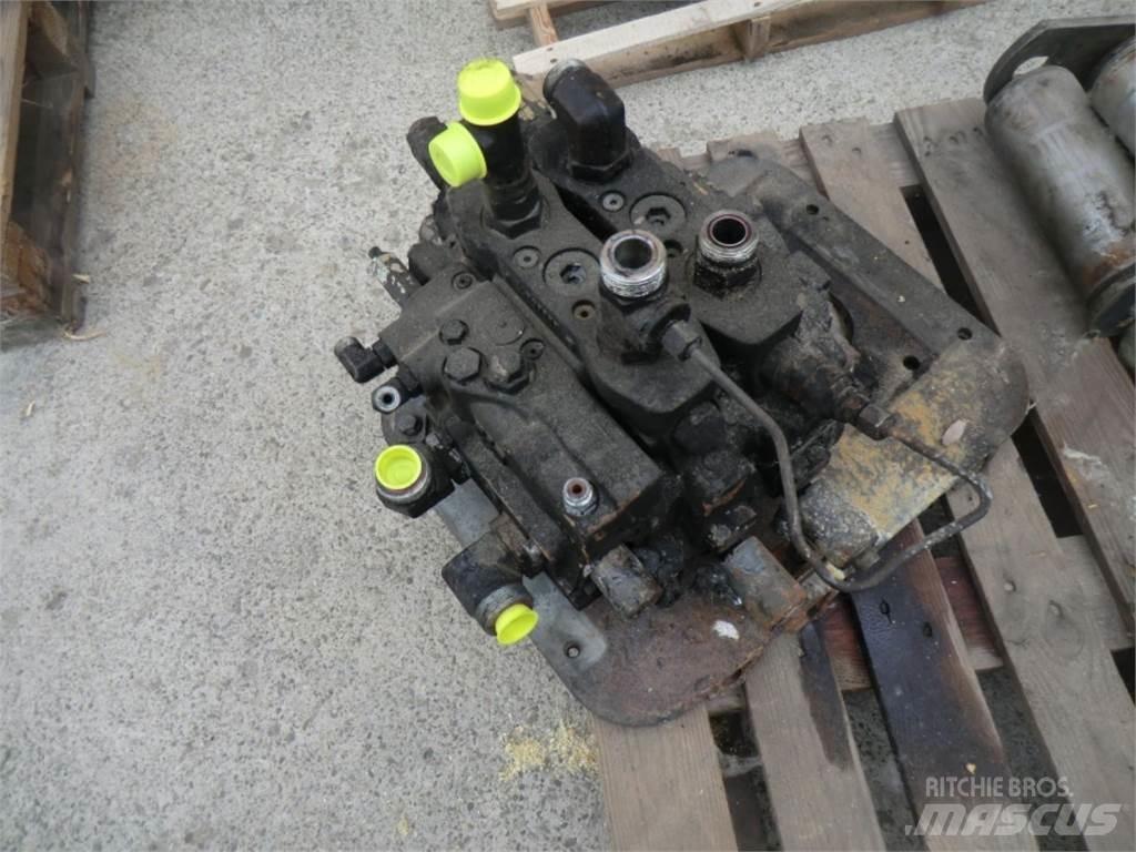 CAT 963D Utilaje construcții - Altele