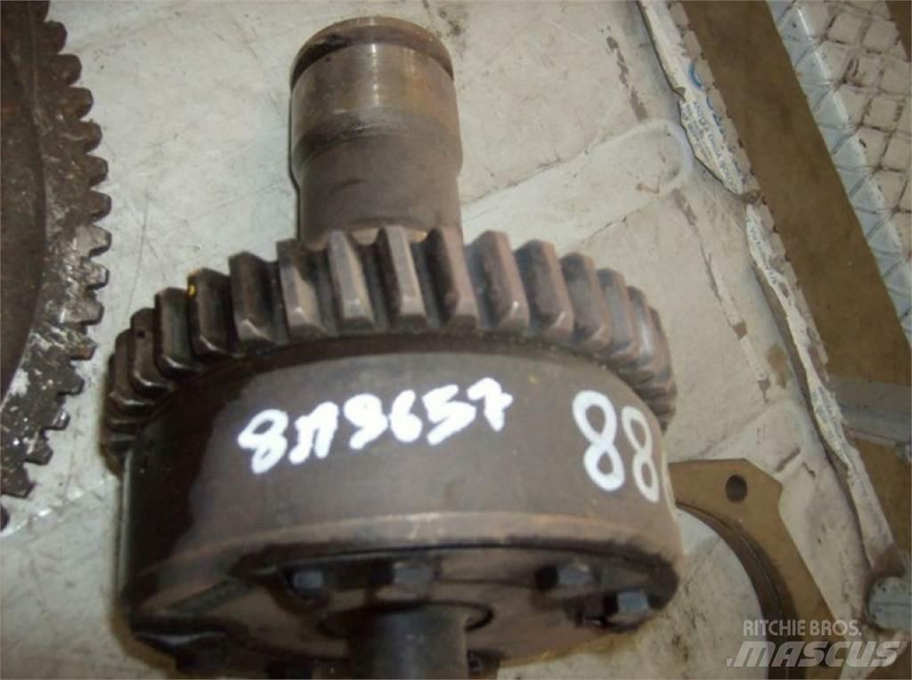 CAT 988 Utilaje construcții - Altele