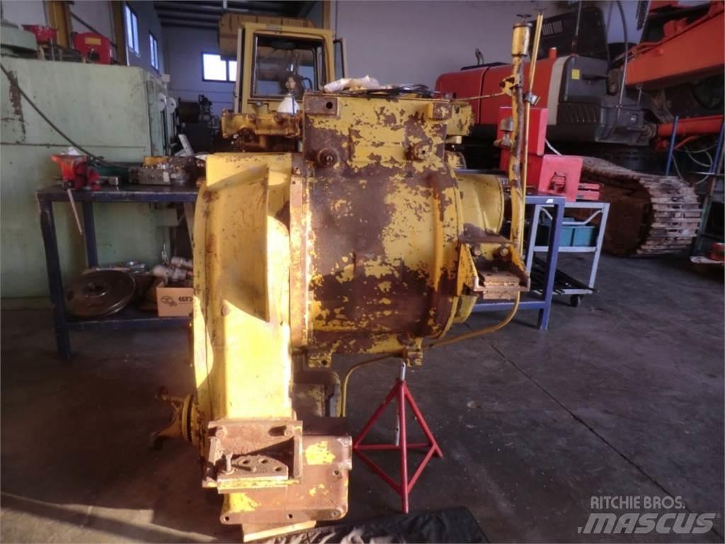 CAT 988B Utilaje construcții - Altele