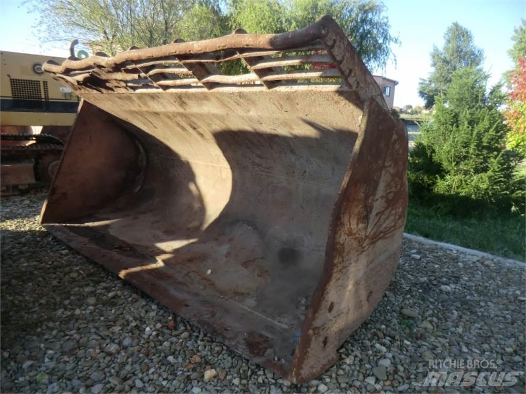 CAT 988B Utilaje construcții - Altele