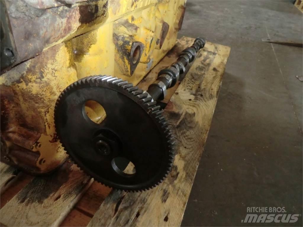 CAT D333 Motoare