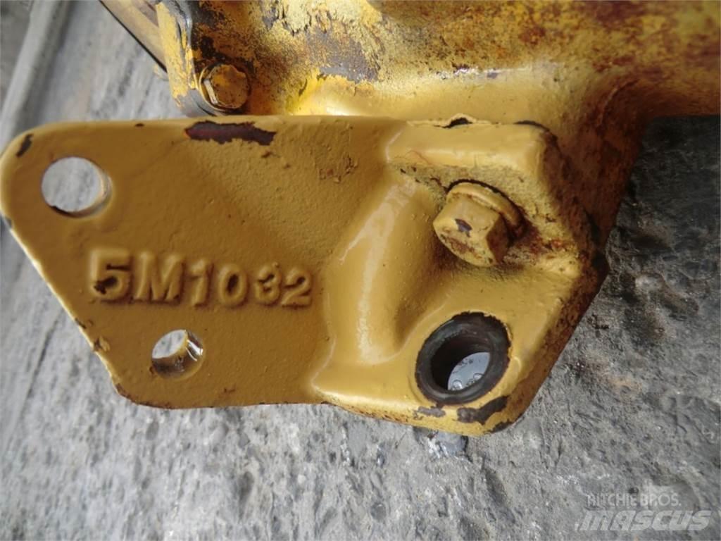CAT D333 Motoare