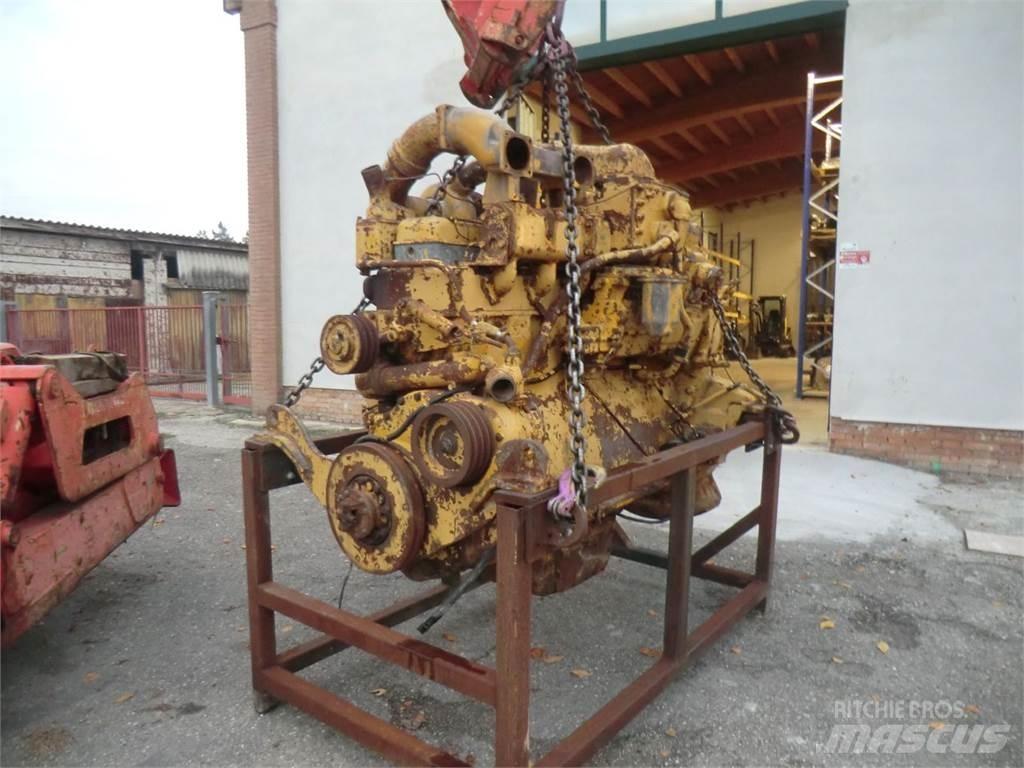 CAT D353 Motoare