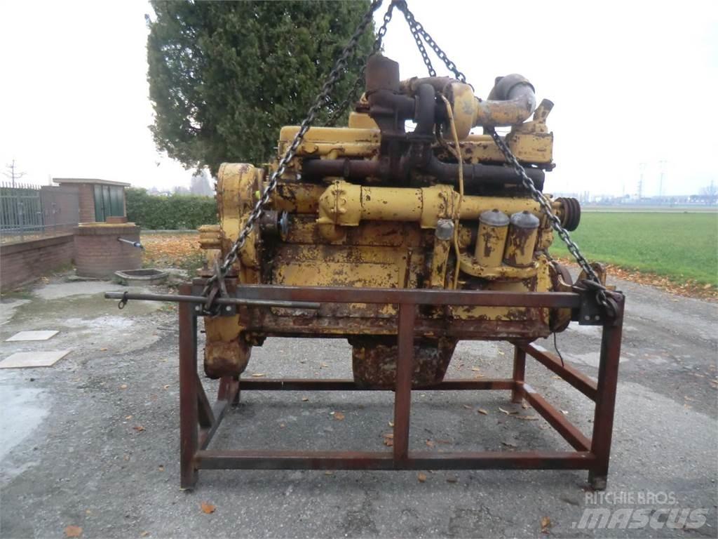 CAT D353 Motoare