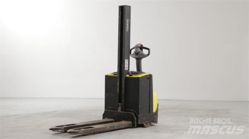 BT SWE080L Transpaleti autopropulsanti