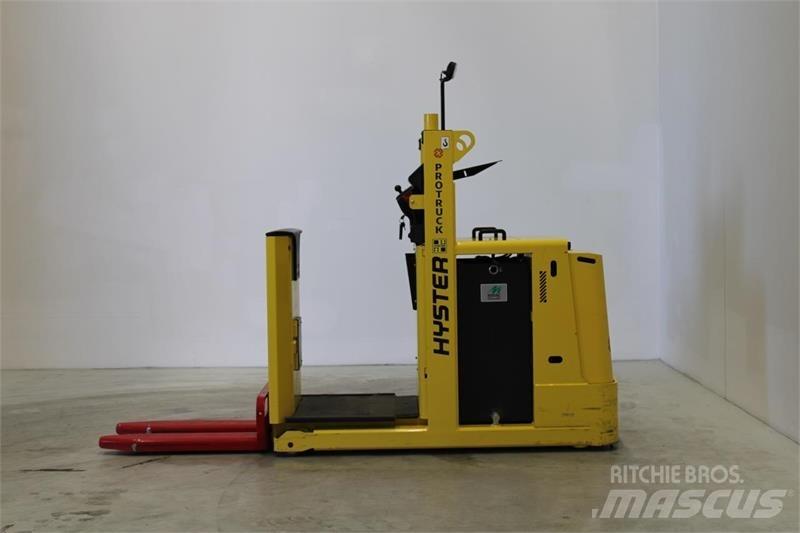 Hyster K1.0L Stivuitoare de micã inaltime pentu logistica