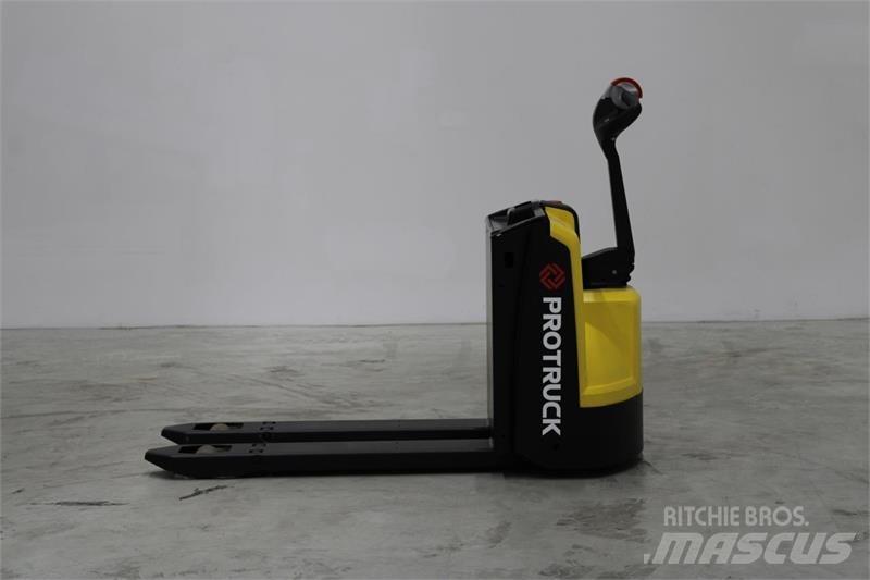 Hyster P1.6 Transpaleta manuala