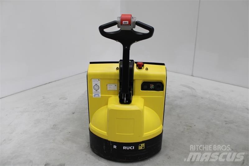 Hyster P1.6 Transpaleta manuala