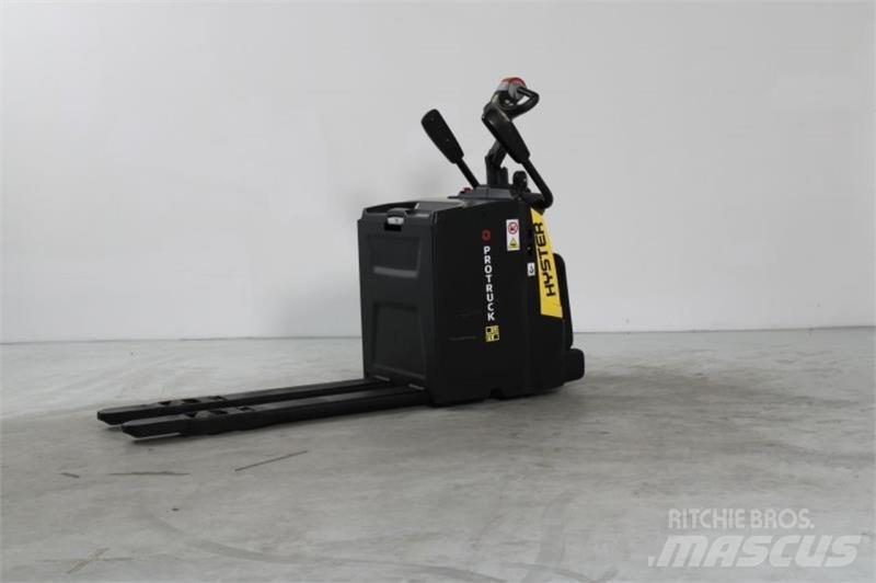 Hyster P2.0S Transpaleta cu platforma
