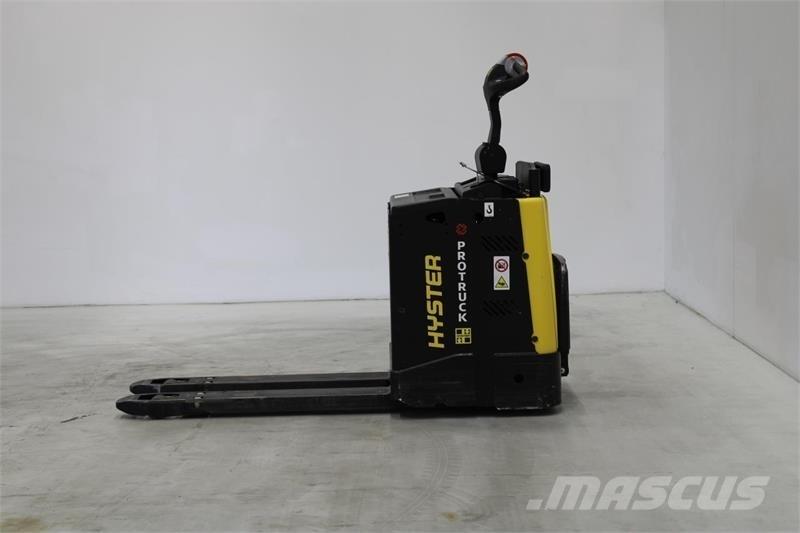 Hyster P2.0S Transpaleta cu platforma