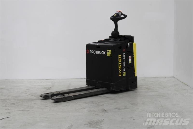 Hyster P2.0S Transpaleta cu platforma
