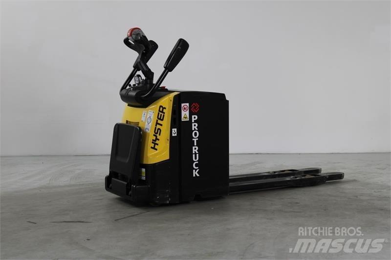 Hyster P2.0S Transpaleta cu platforma
