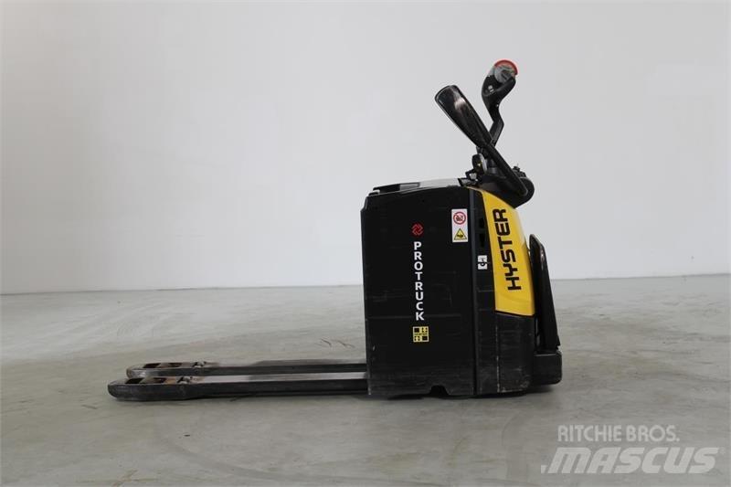 Hyster P2.0S Transpaleta cu platforma