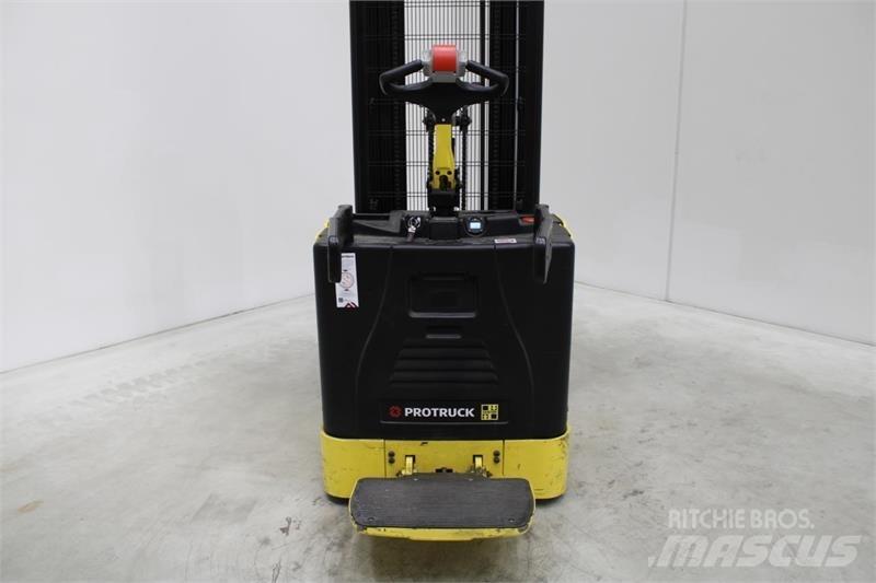 Hyster S1.5S Transpaleti autopropulsanti
