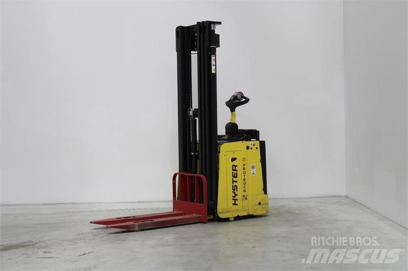 Hyster S1.5S Transpaleti autopropulsanti