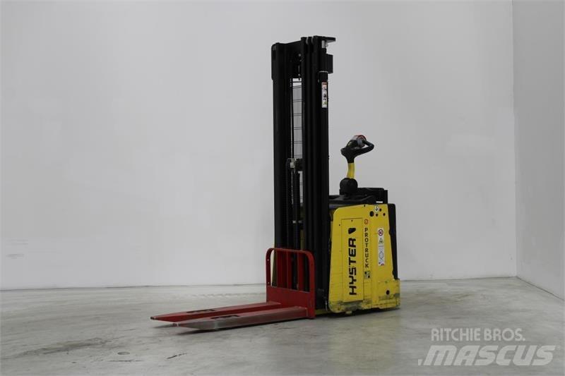 Hyster S1.5S Transpaleti autopropulsanti