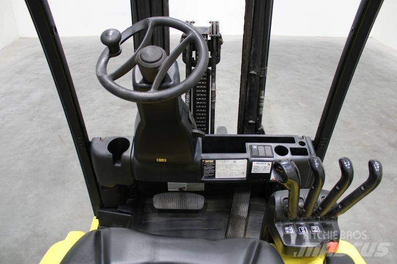Yale ERP16VF Stivuitor electric