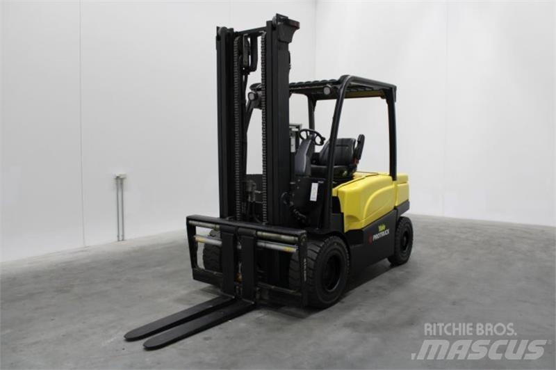 Yale ERP50VM Stivuitor electric