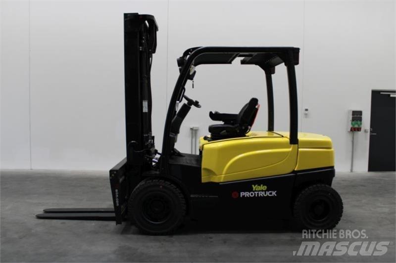 Yale ERP50VM Stivuitor electric