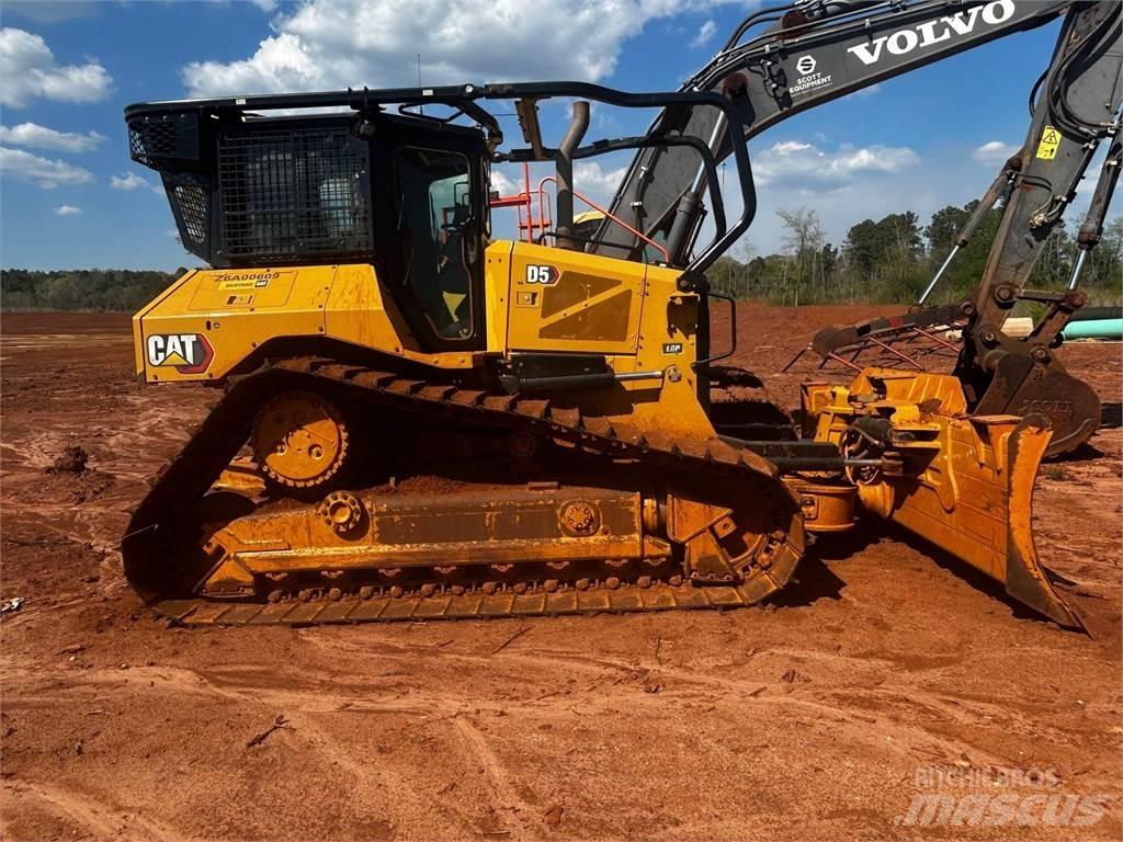CAT D5 Buldozere pe senile