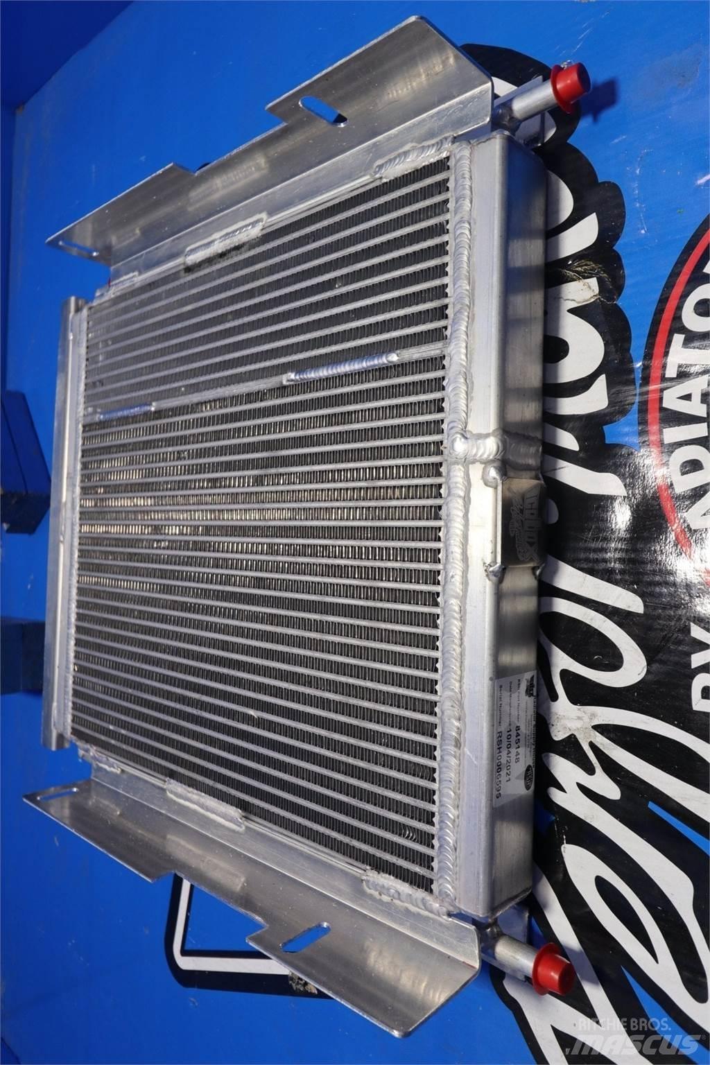 CASE 580L Radiatoare