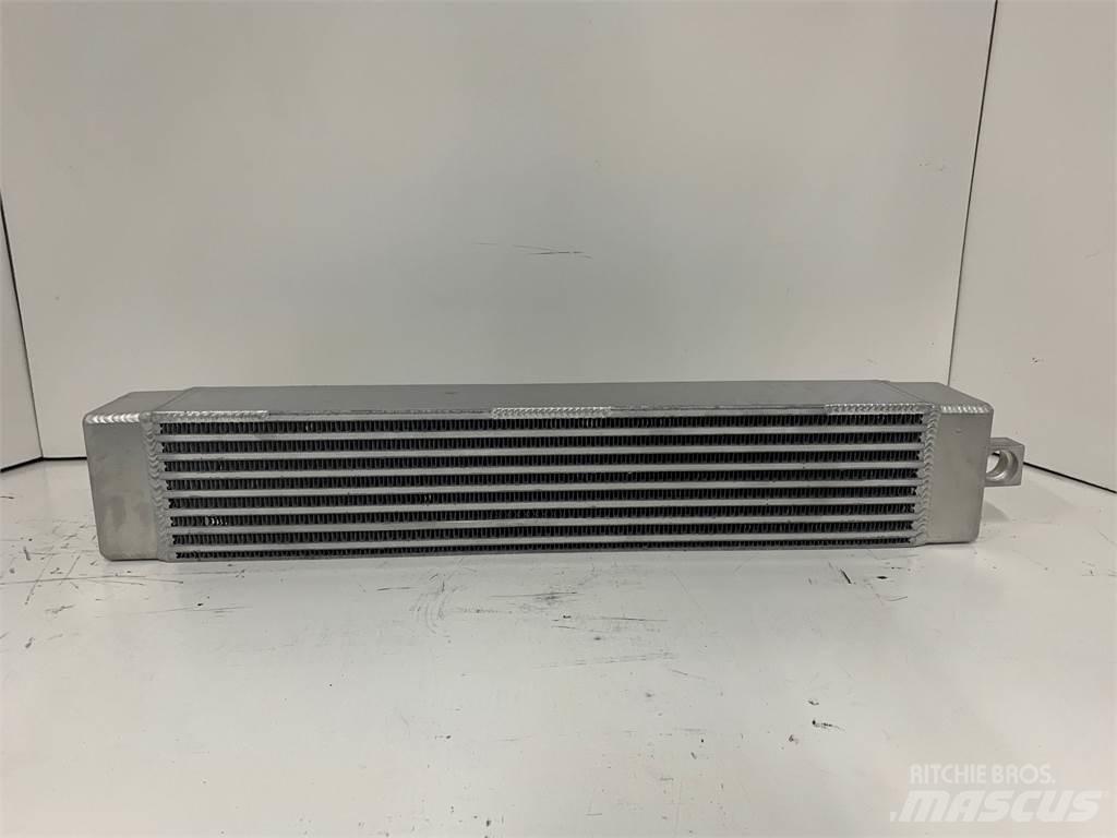 CAT 966D Radiatoare