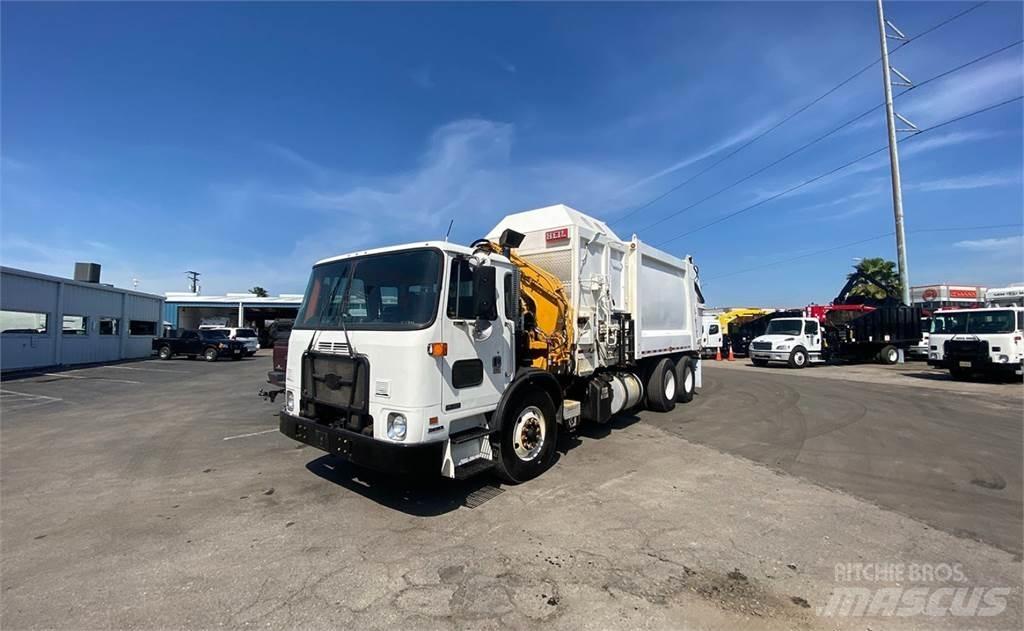 Autocar ACX64 Camion de deseuri