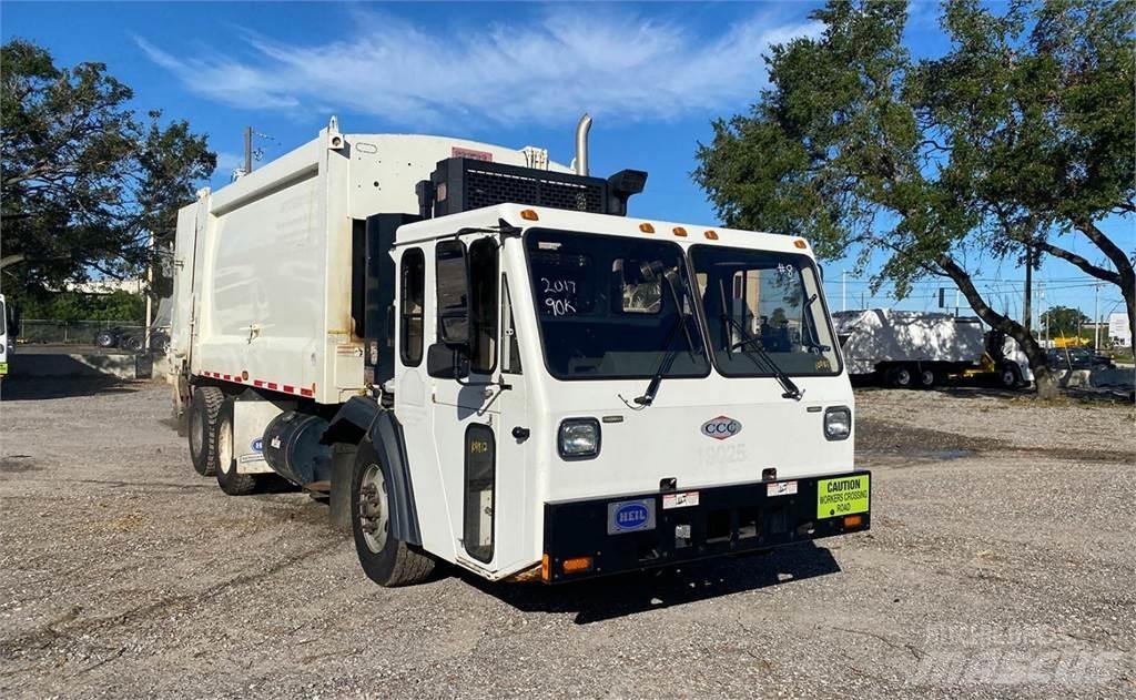 CCC LET 2 Camion de deseuri