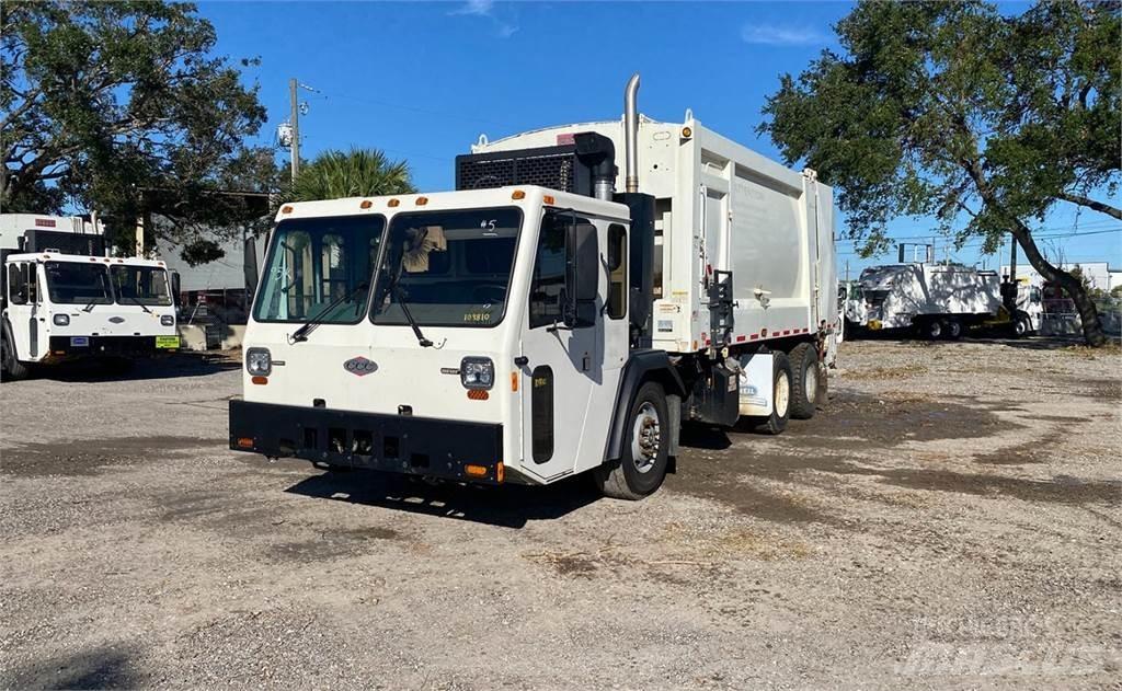 CCC LET2 Camion de deseuri