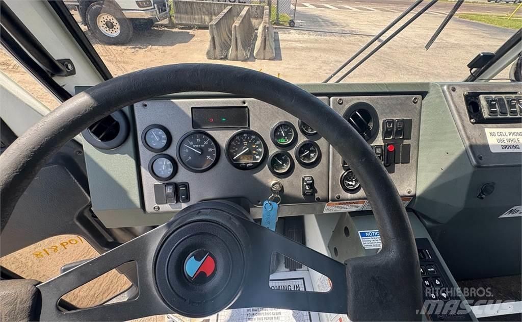 CCC LET2 Camion de deseuri