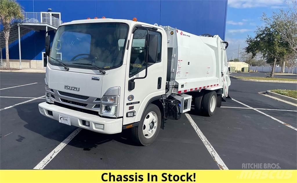 Isuzu NRR Camion de deseuri