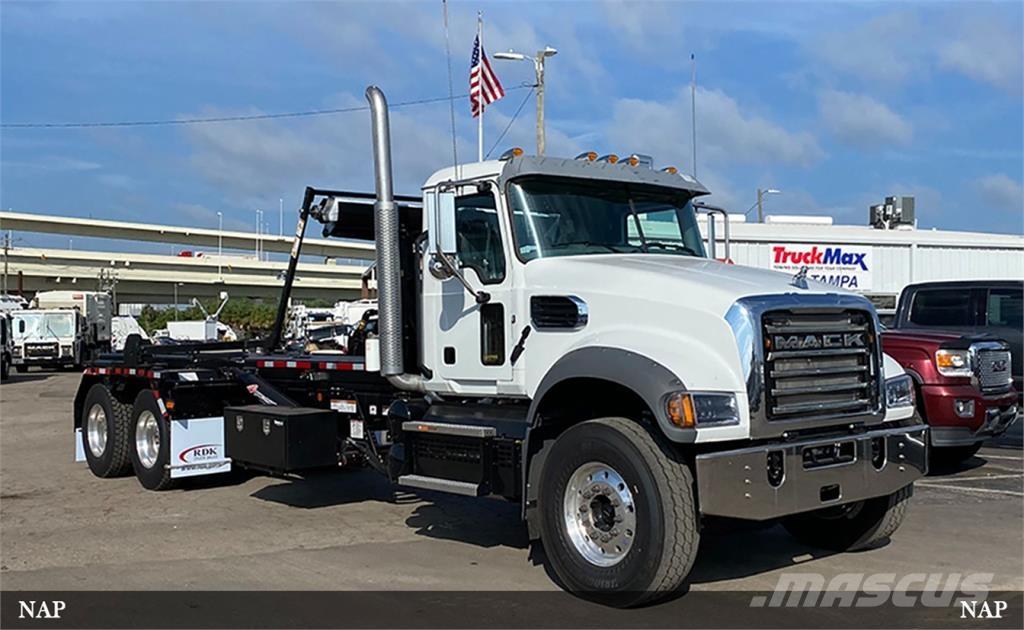 Mack Granite Camioane Demontabile