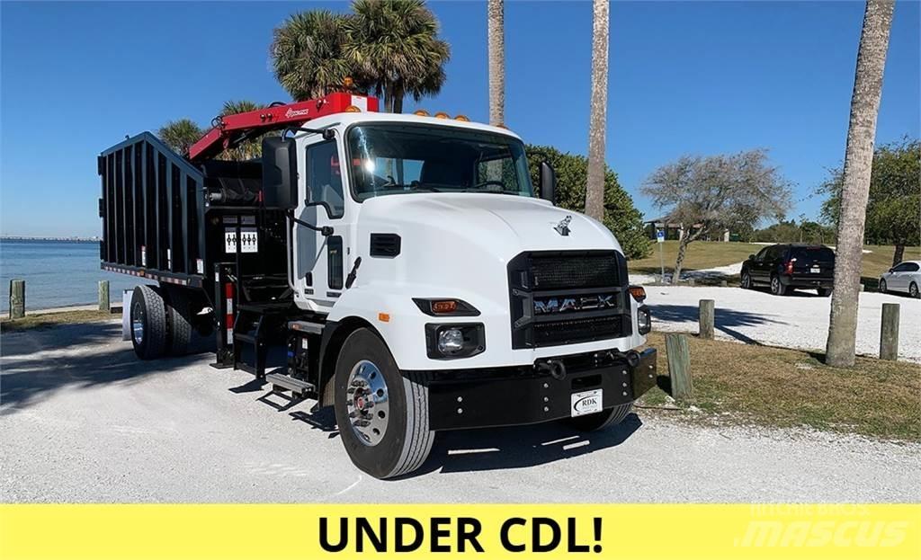 Mack MD7 Cupa