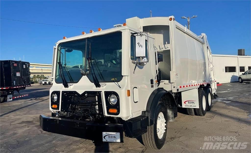 Mack MRU613 Camion de deseuri