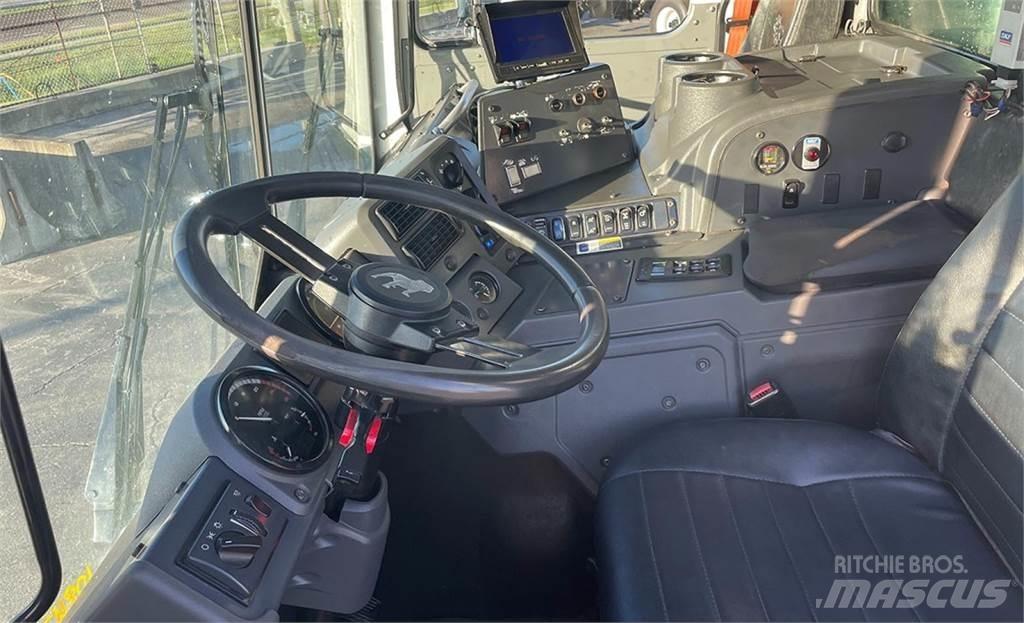 Mack MRU613 Camion de deseuri