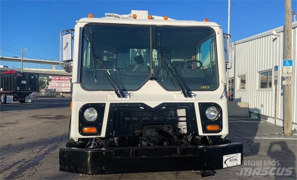 Mack MRU613 Camion de deseuri
