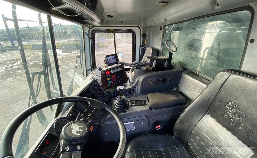 Mack MRU613 Camion de deseuri