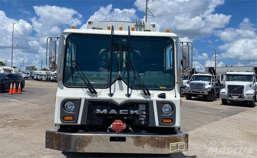 Mack TE64 Camion de deseuri