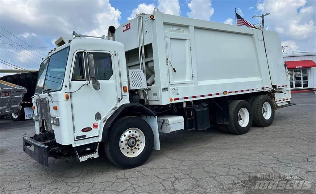 Peterbilt 320 Camion de deseuri