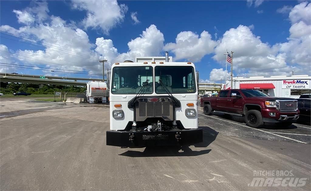 Peterbilt 520 Camion de deseuri
