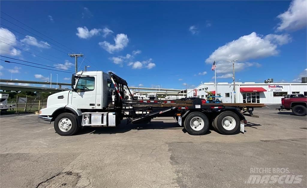 Volvo VHD64 Camioane Demontabile