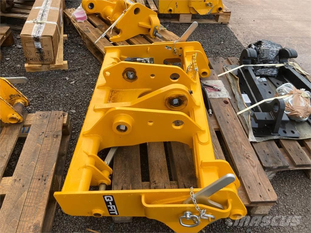 JCB Q-FIT Manipulatoare agricole