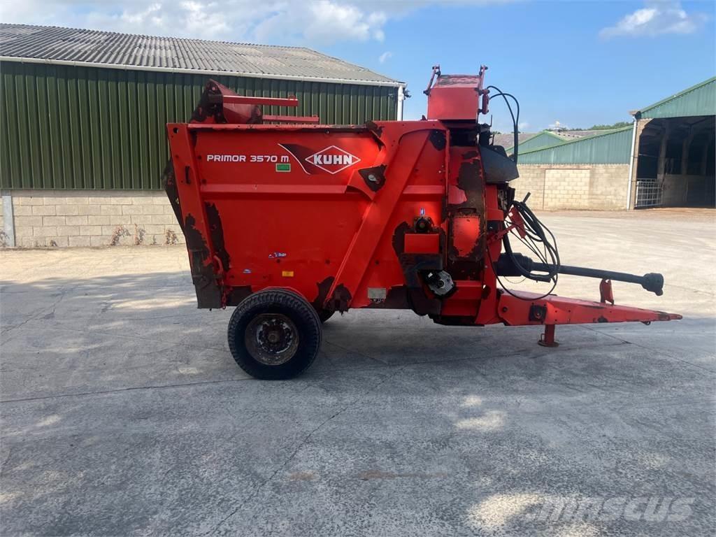 Kuhn 3570 Debalotare, taiere, impachetare