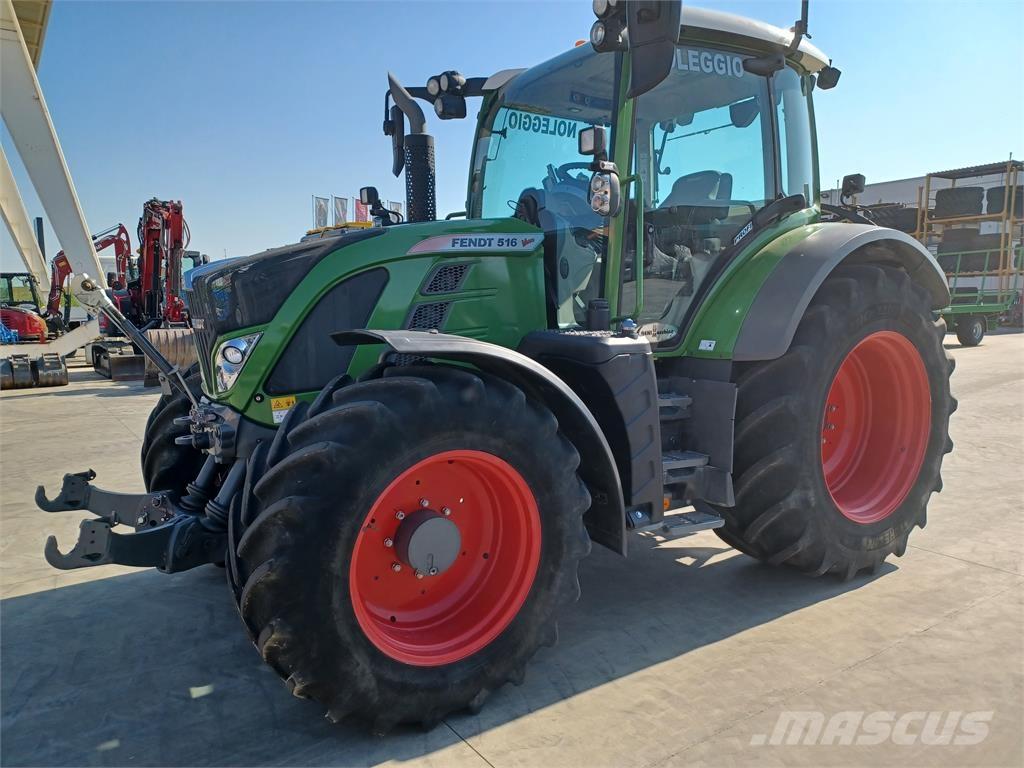 Fendt 516 S4 Tractoare