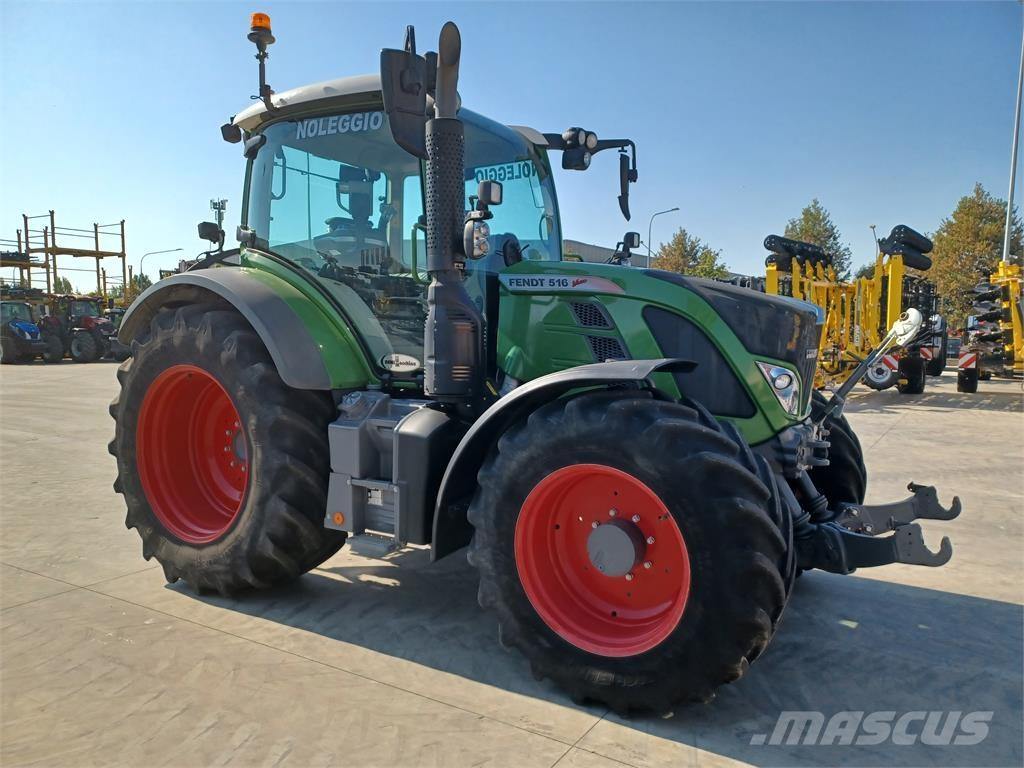 Fendt 516 S4 Tractoare
