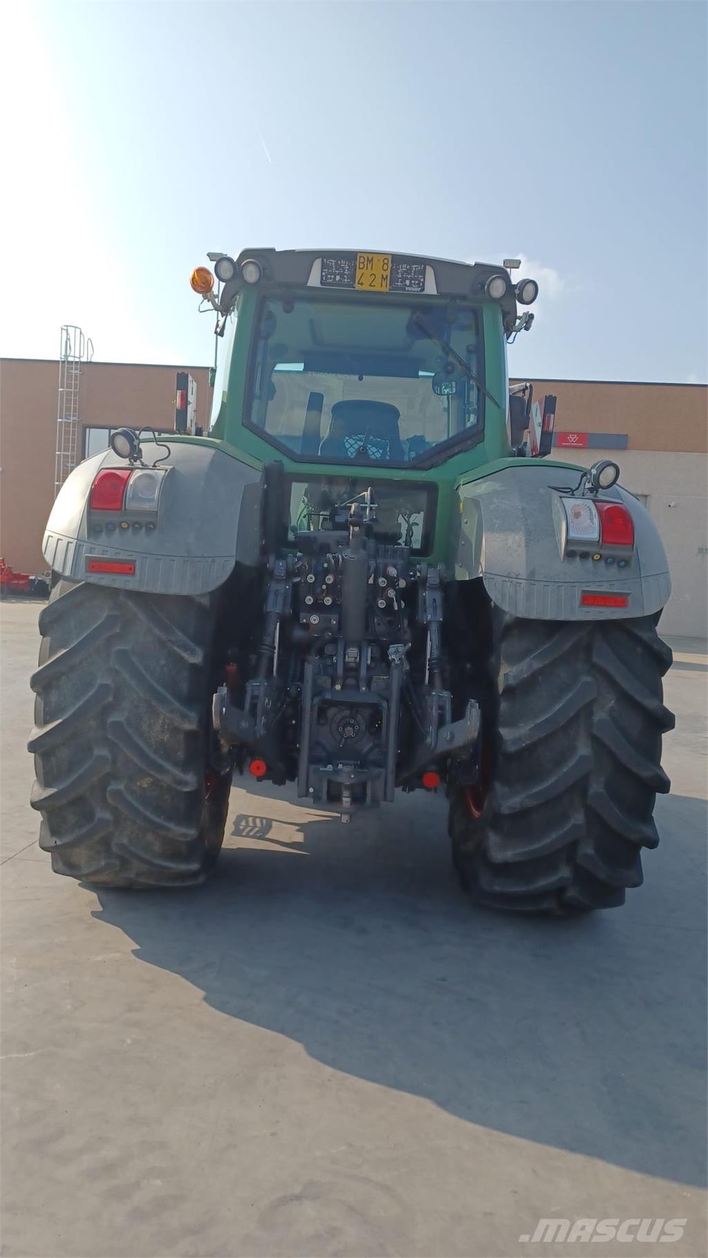 Fendt 828 SCR Tractoare