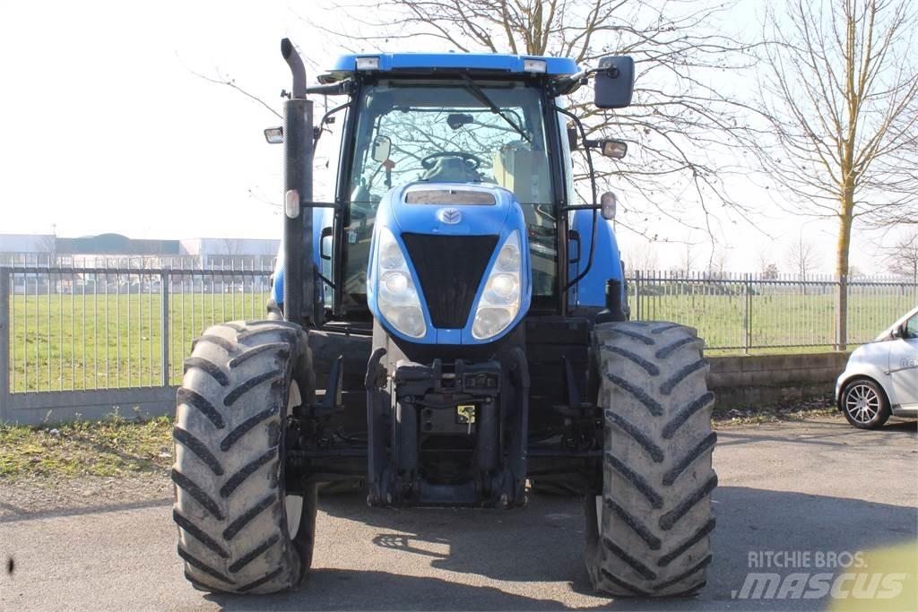 New Holland T7030 Tractoare